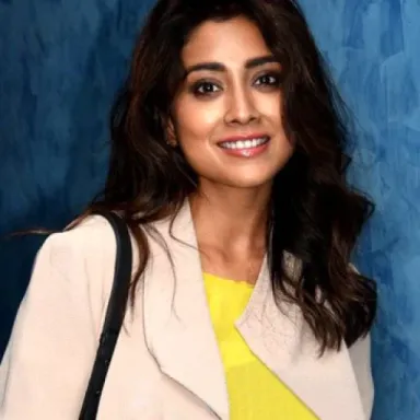 Shriya Saran profile photo