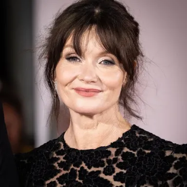 Essie Davis profile photo