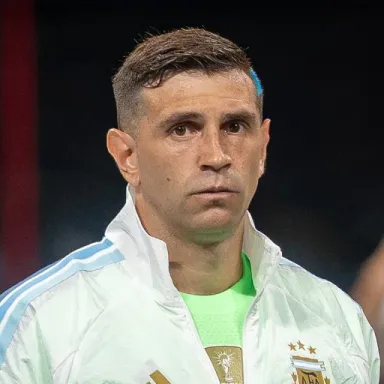 Emiliano Martínez profile photo