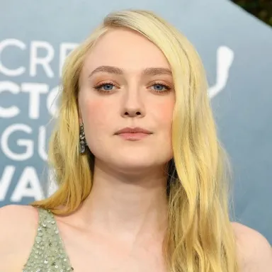 Dakota Fanning profile photo