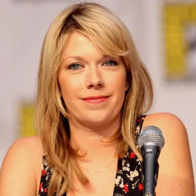 Mary Elizabeth Ellis profile photo
