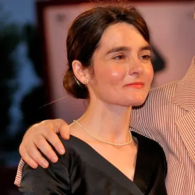 Shirley Henderson profile photo