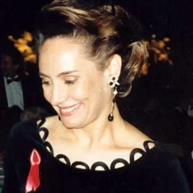 Laurie Metcalf profile photo