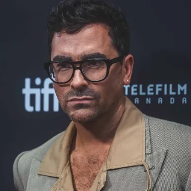 Dan Levy (Canadian actor) profile photo
