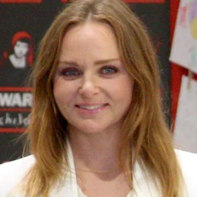 Stella McCartney profile photo