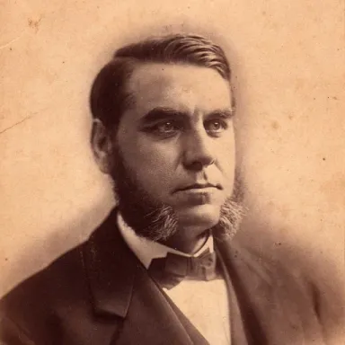 Miles Justice Knowlton profile photo