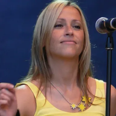 Nicole Appleton profile photo