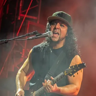 Daron Malakian profile photo