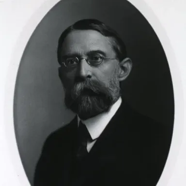 Robert P. Mills profile photo