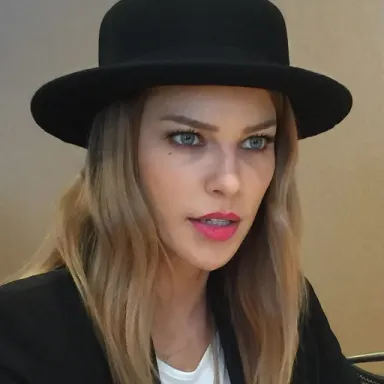 Lauren German profile photo