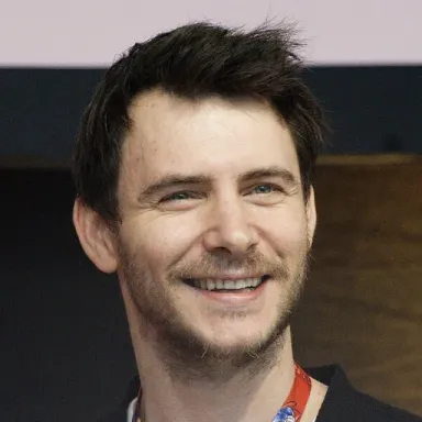 Harry Lloyd profile photo
