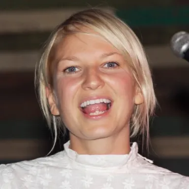 Sia profile photo