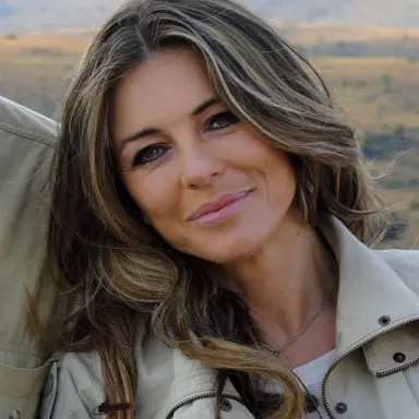 Elizabeth Hurley profile photo