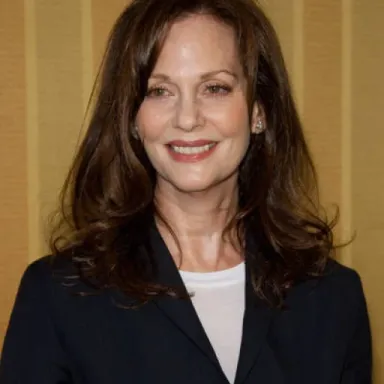 Lesley Ann Warren profile photo