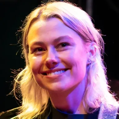 Phoebe Bridgers profile photo