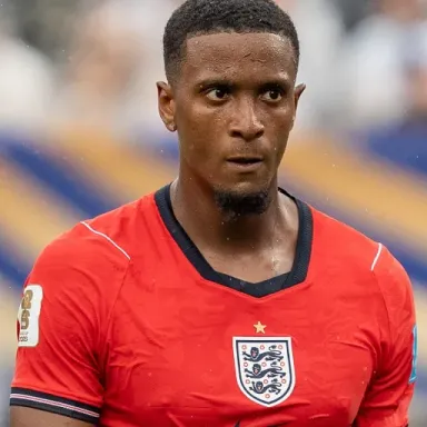 Ezri Konsa profile photo