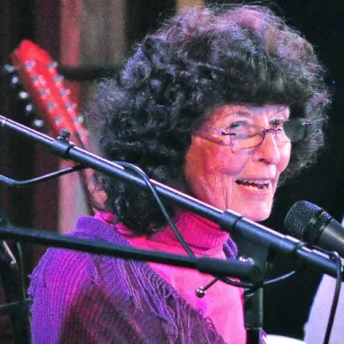 Linda Perhacs profile photo