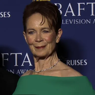 Celia Imrie profile photo