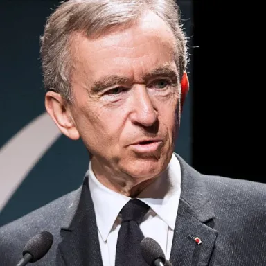 Bernard Arnault profile photo