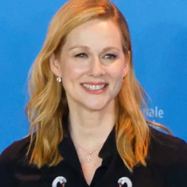 Laura Linney profile photo