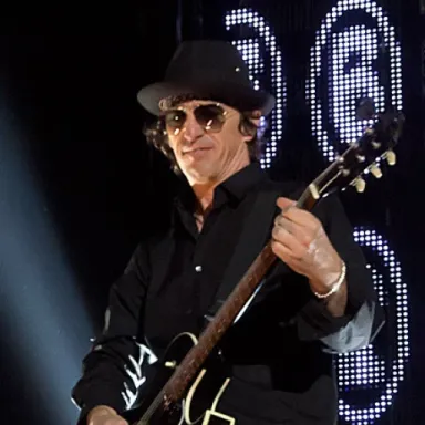 Izzy Stradlin profile photo