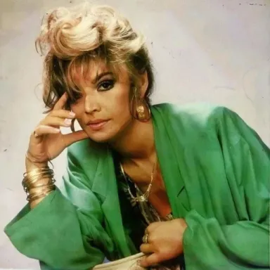 Bergen (singer) profile photo