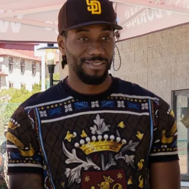Kawhi Leonard profile photo