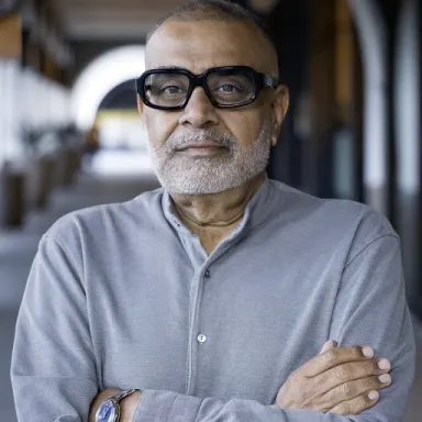 Om Malik profile photo