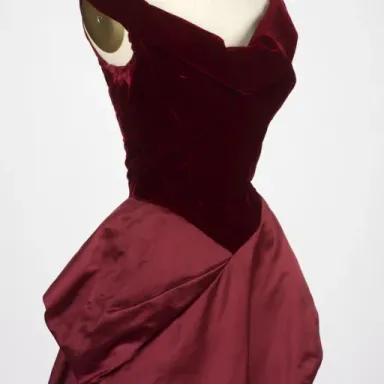 Charles James (designer) profile photo