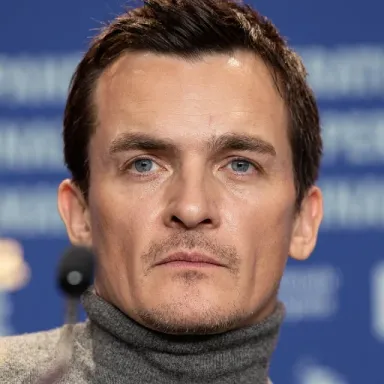 Rupert Friend profile photo