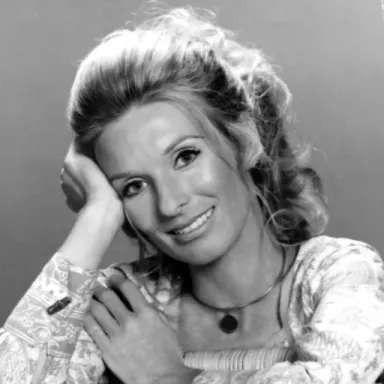 Cloris Leachman profile photo