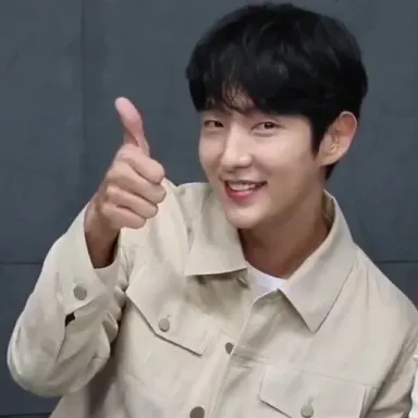 Lee Joon-gi profile photo