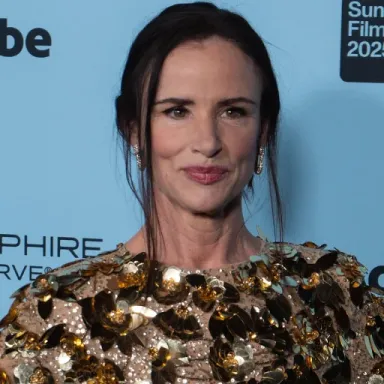 Juliette Lewis profile photo