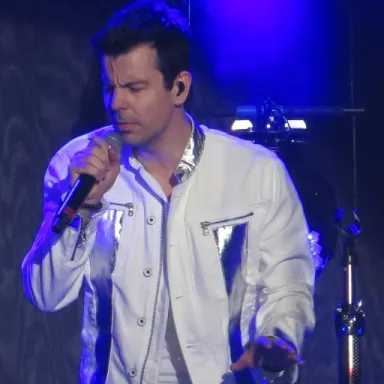 Jordan Knight profile photo