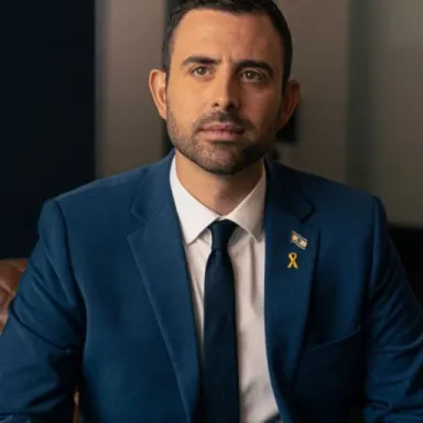 Eylon Levy profile photo