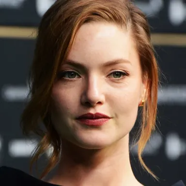 Holliday Grainger profile photo