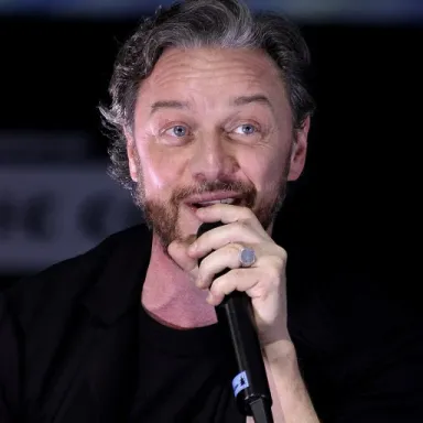 James McAvoy profile photo