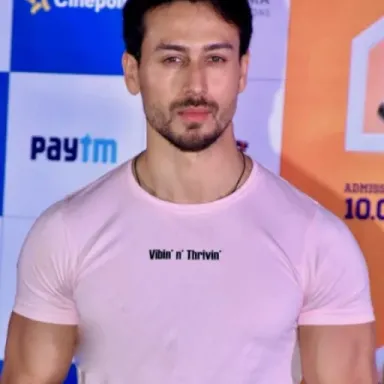 Tiger Shroff profile photo
