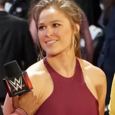 Ronda Rousey profile photo