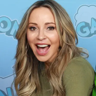 Tara Strong profile photo