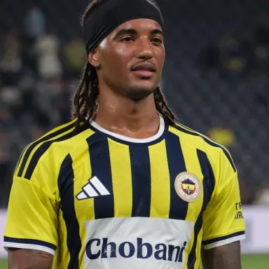 Archie Brown (footballer) profile photo