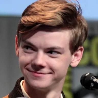 Thomas Brodie-Sangster profile photo