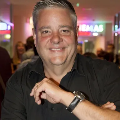 Mikey Robins profile photo