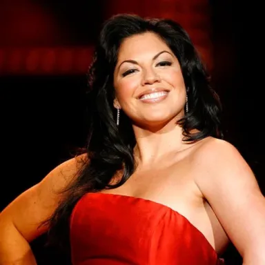Sara Ramirez profile photo