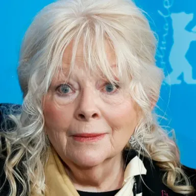 Anna Calder-Marshall profile photo