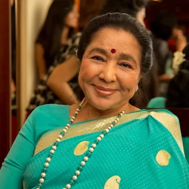 Asha Bhosle profile photo