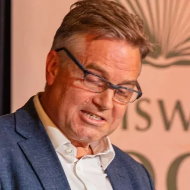 Andy Bell (journalist) profile photo