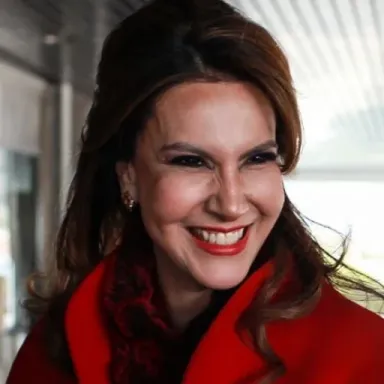 Zury Ríos profile photo