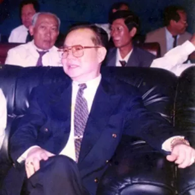 Teng Bunma profile photo