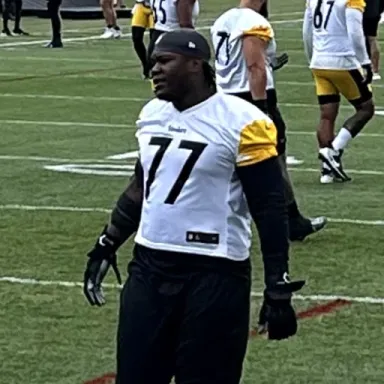 Broderick Jones profile photo
